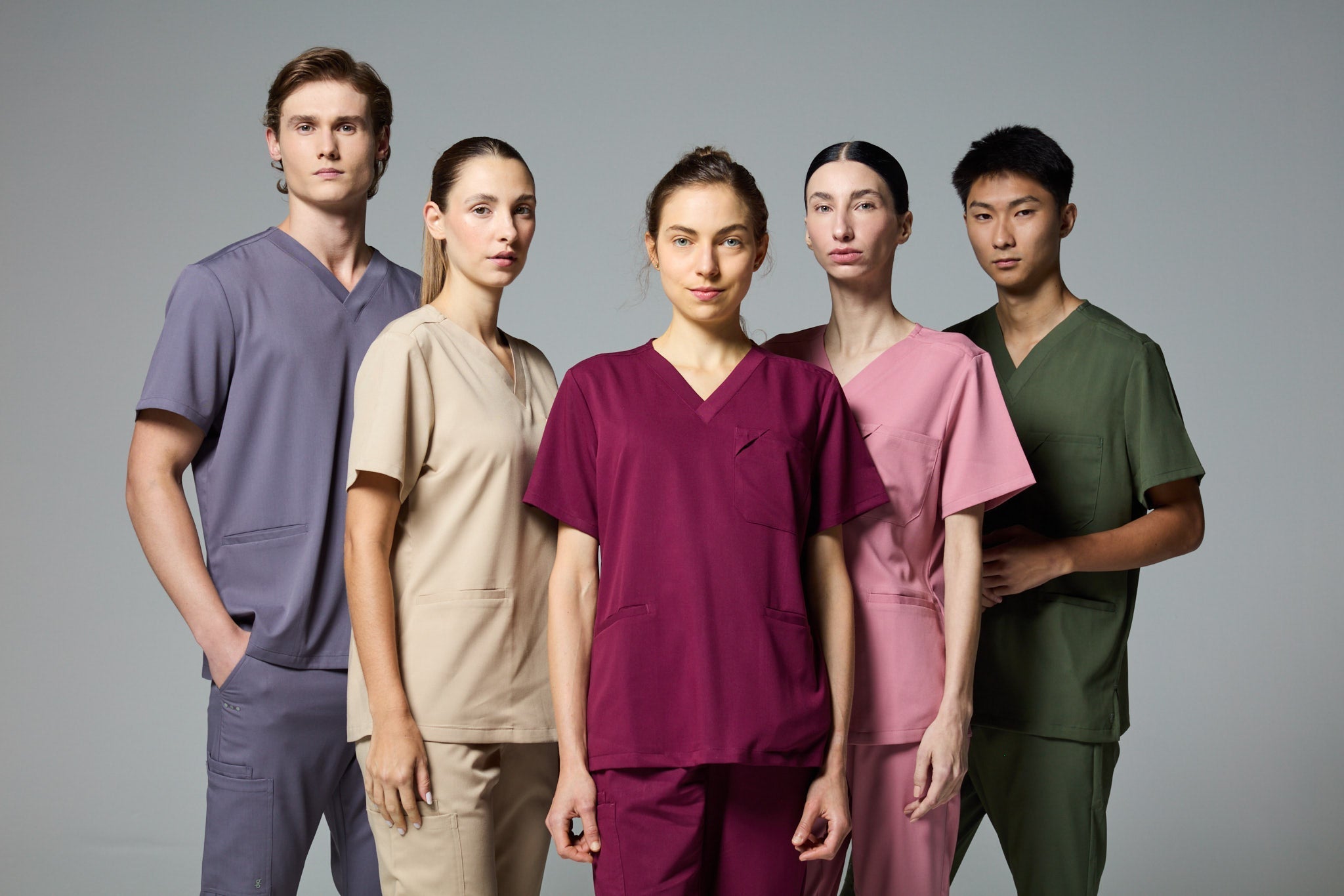 Quantos bolsos funcionais têm os scrubs da bip?