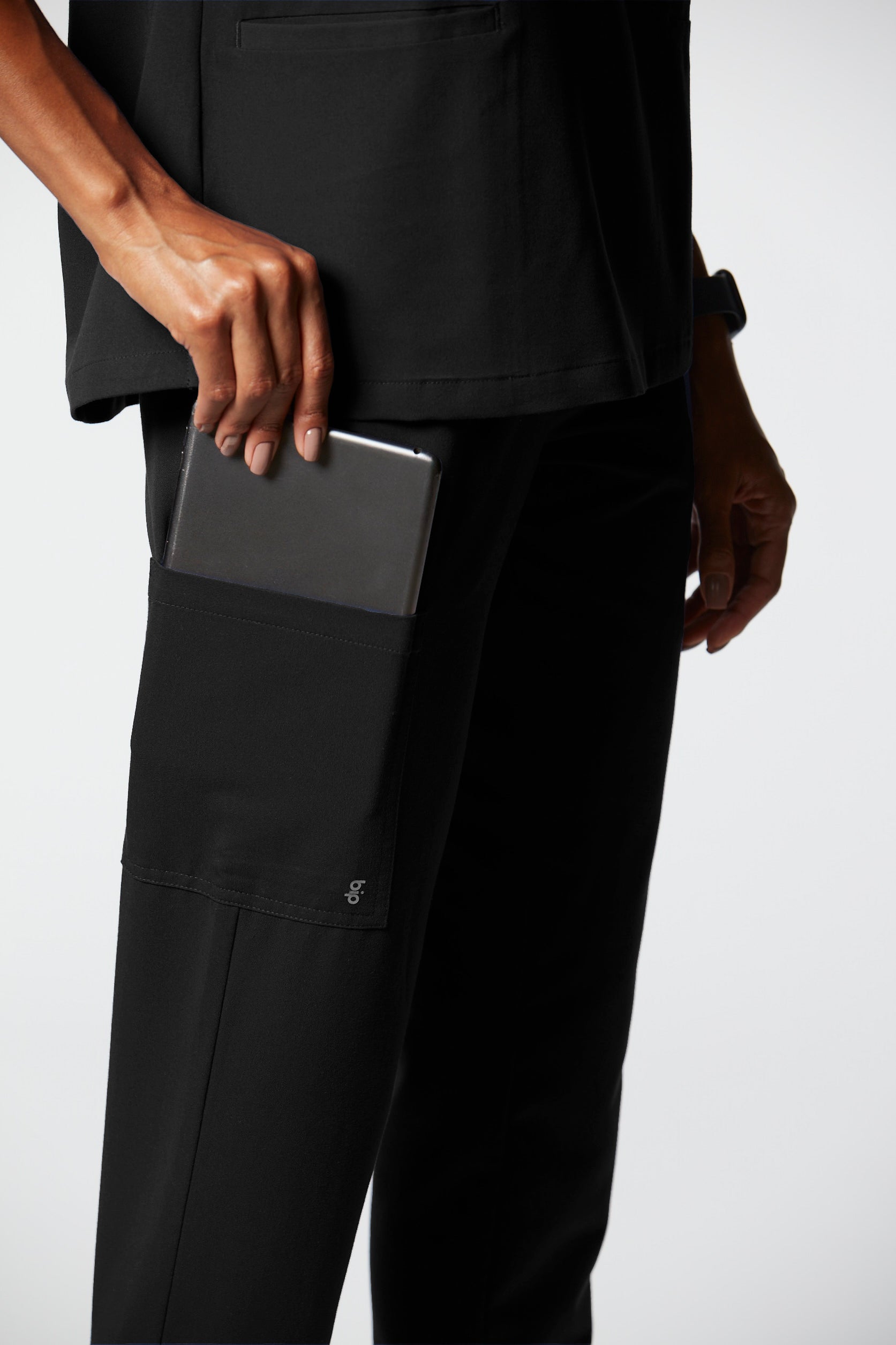 Elizabeth scrub pants