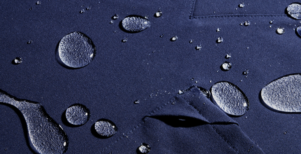 Scrubs tecnológicos e funcionais: o novo padrão para quem vive a Saúde