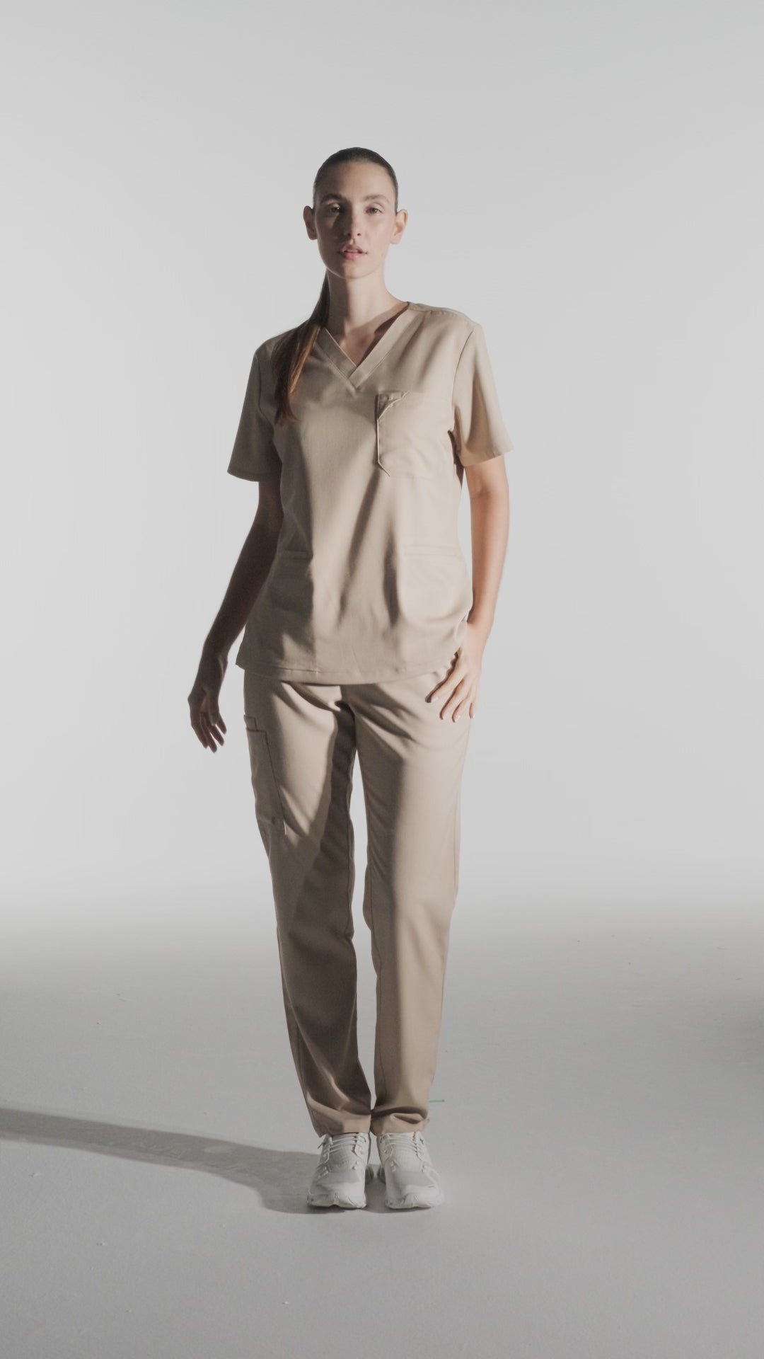 Elizabeth scrub t-shirt